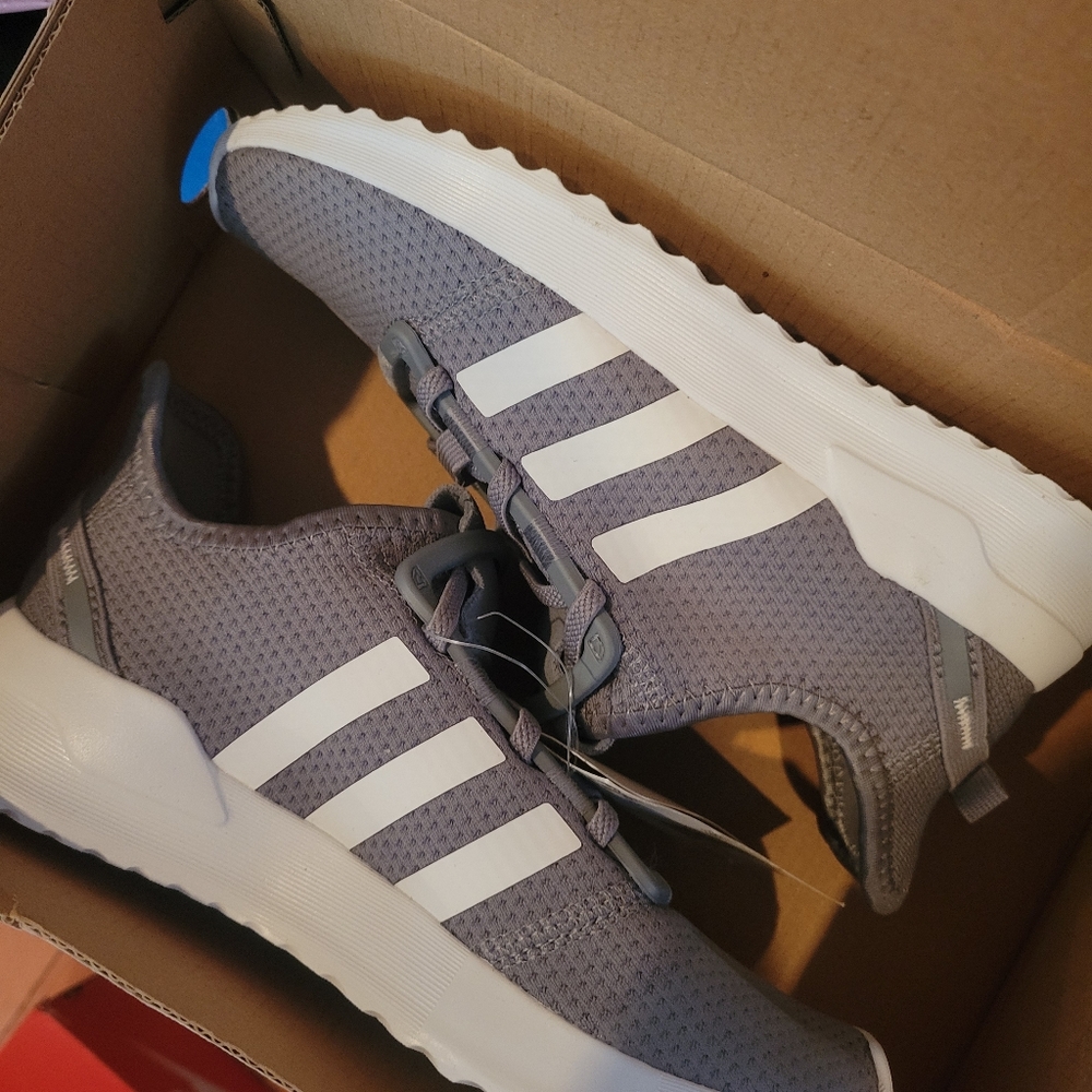 Unisex grey Adidas